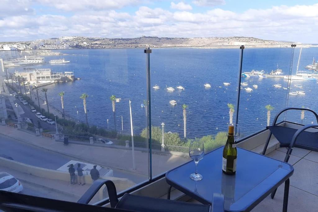 New Seafront Apartment - Spectacular Views St. Paul's Bay Exterior foto